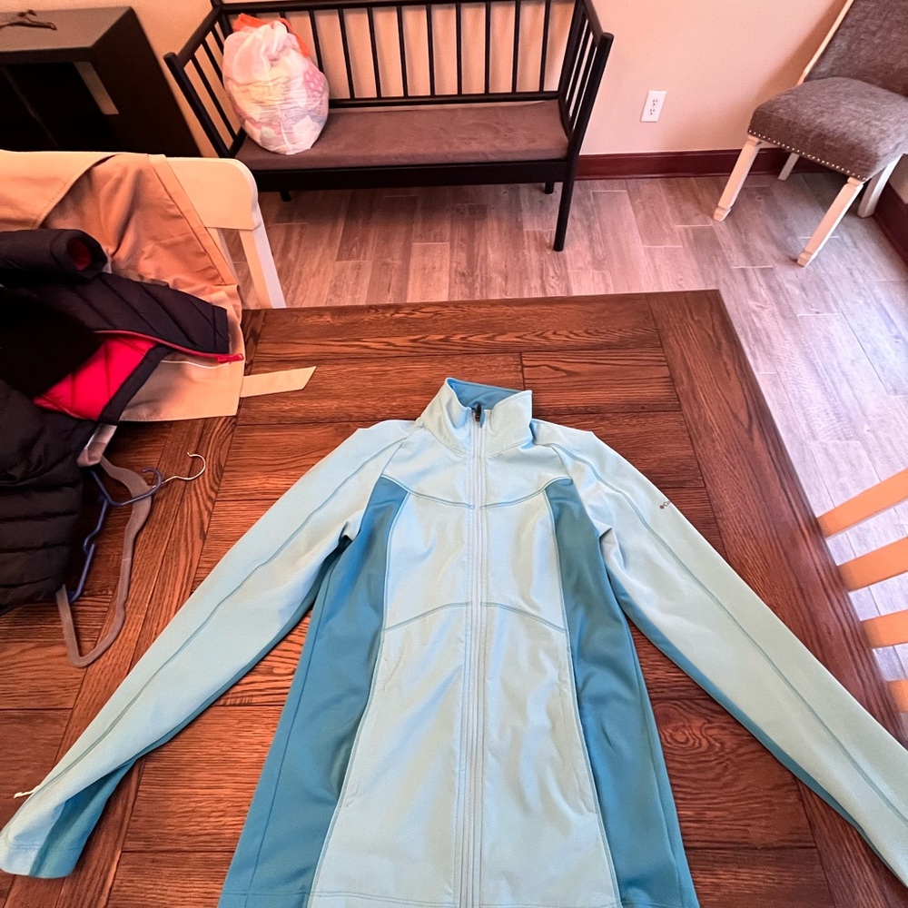 Blue Columbia jacket medium